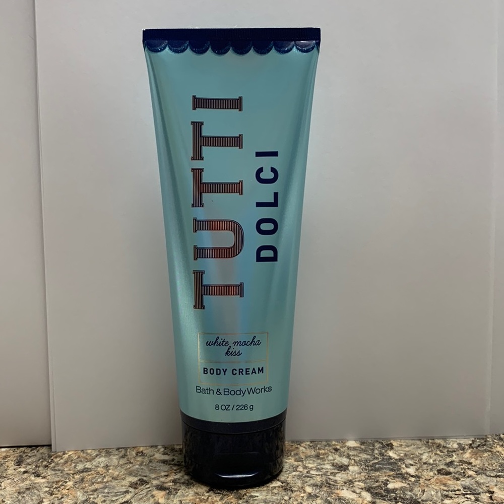 Discontinued Bath & Body Works Tutti Dolci “White Mocha Kiss” Body Cream 8oz New